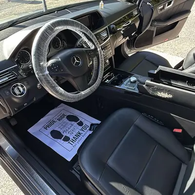 Mercedes E-Class leather driver cockpit detail